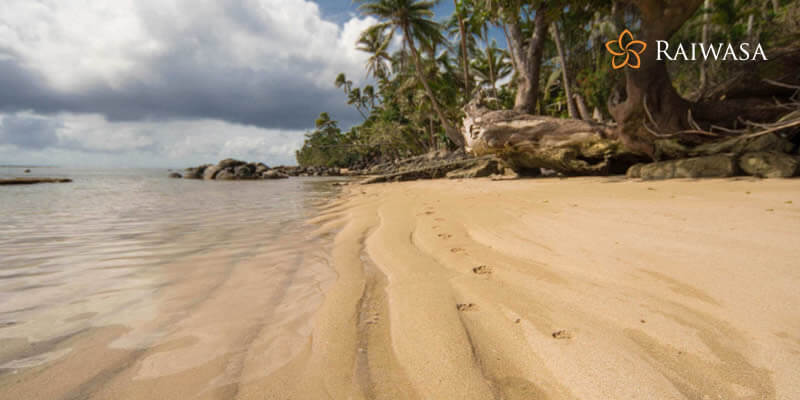 How to Visit 4 of The World's Most Adorable Beaches in One Trip